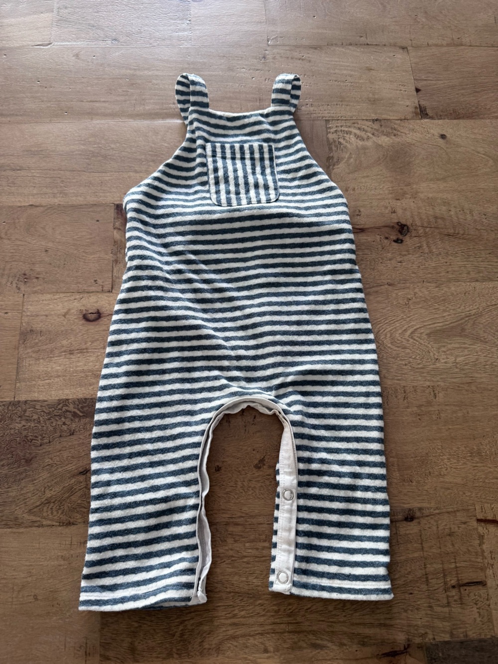 ME & HENRY jersey Striped Baby Romper Overalls in Navy sz 3-6 months